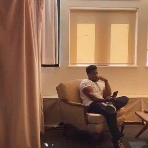 Video post by @modernizetailormade on Facebook