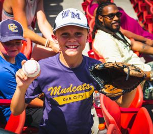 Image post by @carolinamudcats on Instagram