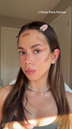 Video post by @anyaweitz on TikTok