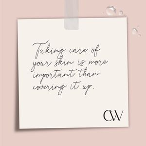 Image post by @carolinewatsonbeauty on Instagram
