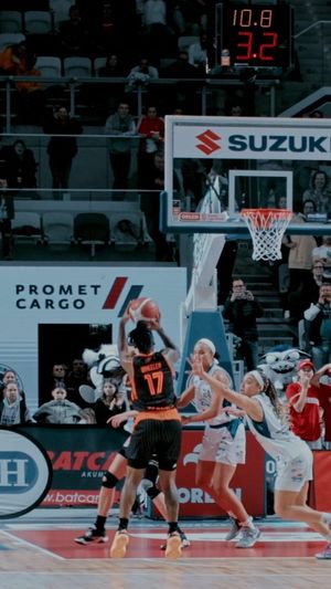 Video post by @mmetkowskipl on Facebook