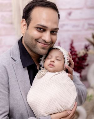 Image post by @newbornbabyphotographystudio on Instagram