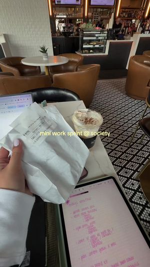 Video post by @byjleary on TikTok