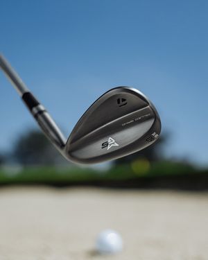 Image post by @taylormade_golf_japan on Instagram