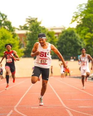 Image post by @shotby.ev on Instagram