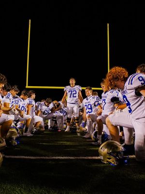 Image post by @brentwoodbruinsfootball on Instagram