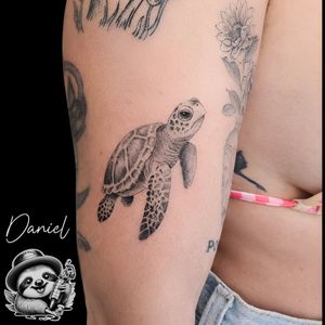 Image post by @whitesloth.tattoo on Instagram