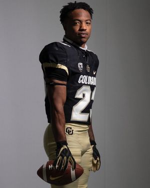 Image post by @CUnitBuffs on Twitter