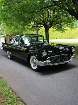Image post by @barrett_jackson on Instagram
