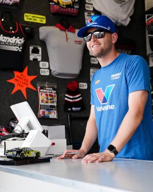 Image post by @teamhendrick on Instagram