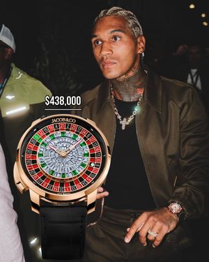 Image post by @celebwatchspotter on Instagram
