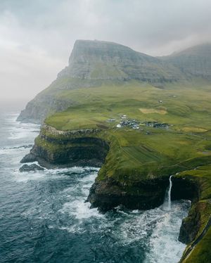 Image post by @droneartgallery on Instagram