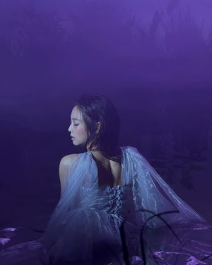 Image post by @ellemenhk on Instagram