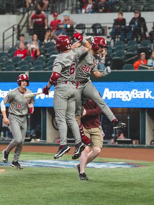 Image post by @ou_baseball on Instagram