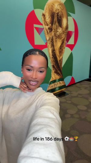 Video post by @doseofkhadija on TikTok