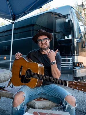 Image post by @eliyoungband on Instagram