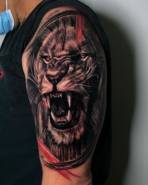 Image post by @skindesigntattoos on Instagram