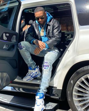 Image post by @mainohustlehard on Instagram
