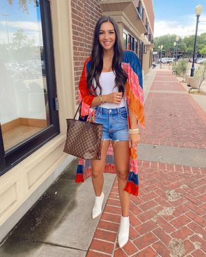 Image post by @sabrinanoellee on Instagram