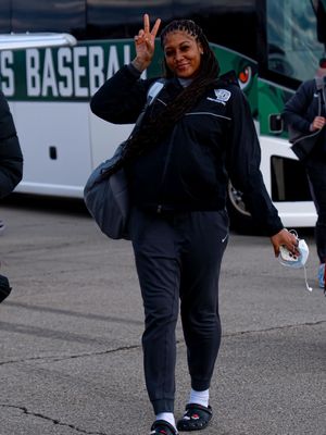 Image post by @daytonwbb on Instagram