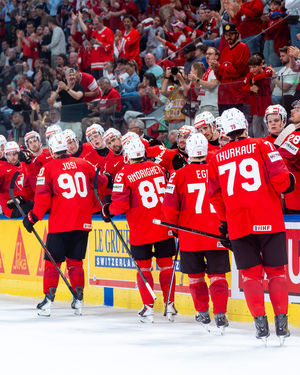 Image post by @swissicehockeymen on Instagram