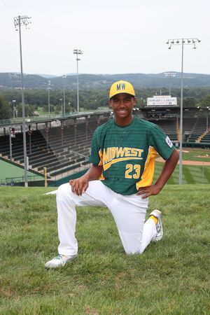 Image post by @LittleLeague on Twitter