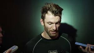 Video post by @Philadelphia Flyers on YouTube