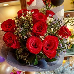 Image post by @sayitwithflowerspk on Facebook