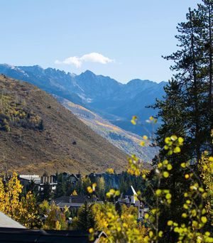 Image post by @vailmtn on Instagram