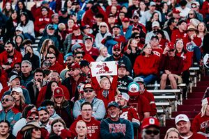 Image post by @unmlobofb on Instagram