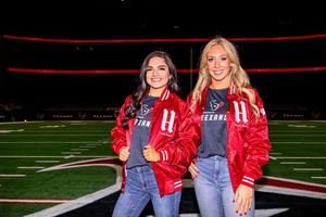 Image post by @texanscheerleaders on Instagram