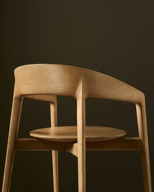 Image post by @neocon_shows on Instagram