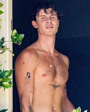 Image post by @people on Instagram