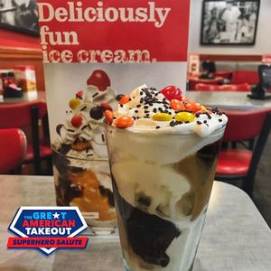 Image post by @friendlys on Instagram