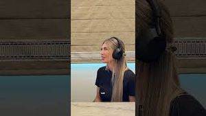 Video post by @vibinwithvannoys on YouTube