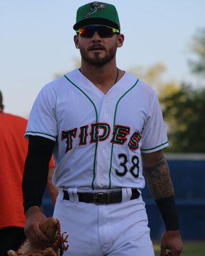 Image post by @headhunjoe on Instagram