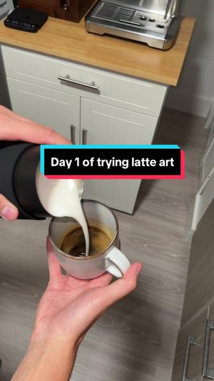 Video post by @olihackl on TikTok