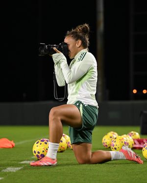 Image post by @azzurrefigc on Instagram