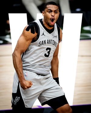 Image post by @spurs on Instagram