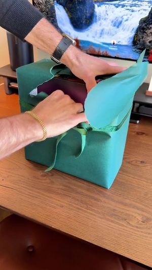 Video post by @bentaylor_nyc on TikTok