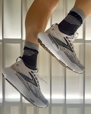 Image post by @oliviawitherite on Instagram