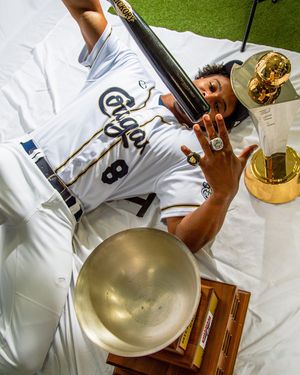 Image post by @kccougars on Instagram
