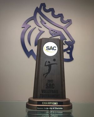 Image post by @QueensAthletics on Twitter