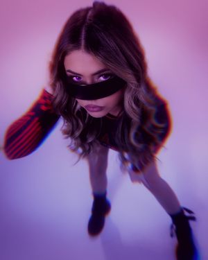 Image post by @itsbellahue on Instagram