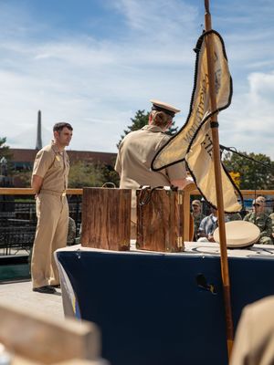 Image post by @uss_constitution on Instagram
