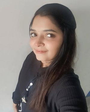 Image post by @viji_styles on Instagram