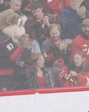 Video post by @Canes on Twitter