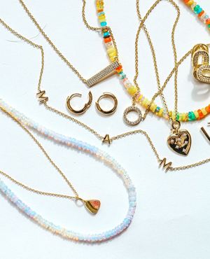 Image post by @juliaszendreijewelry on Instagram