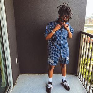 Image post by @wheadacashat_ on Instagram