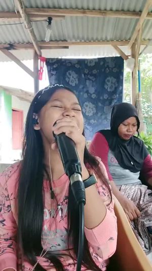 Video post by @da7april on TikTok